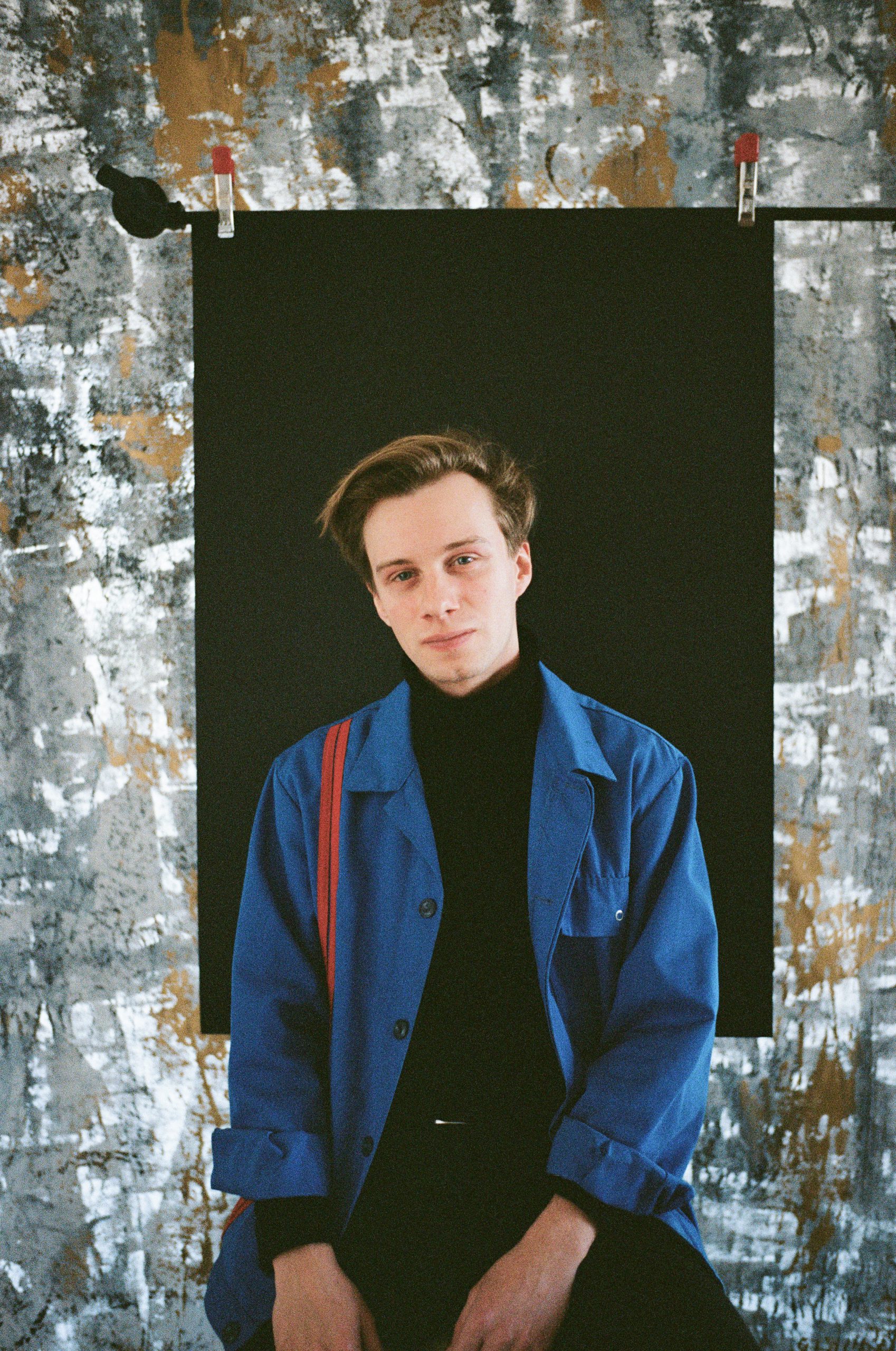 2media_#1_19.11.25__CROP_Portra400_LM6_by_@janhlavacek__-17