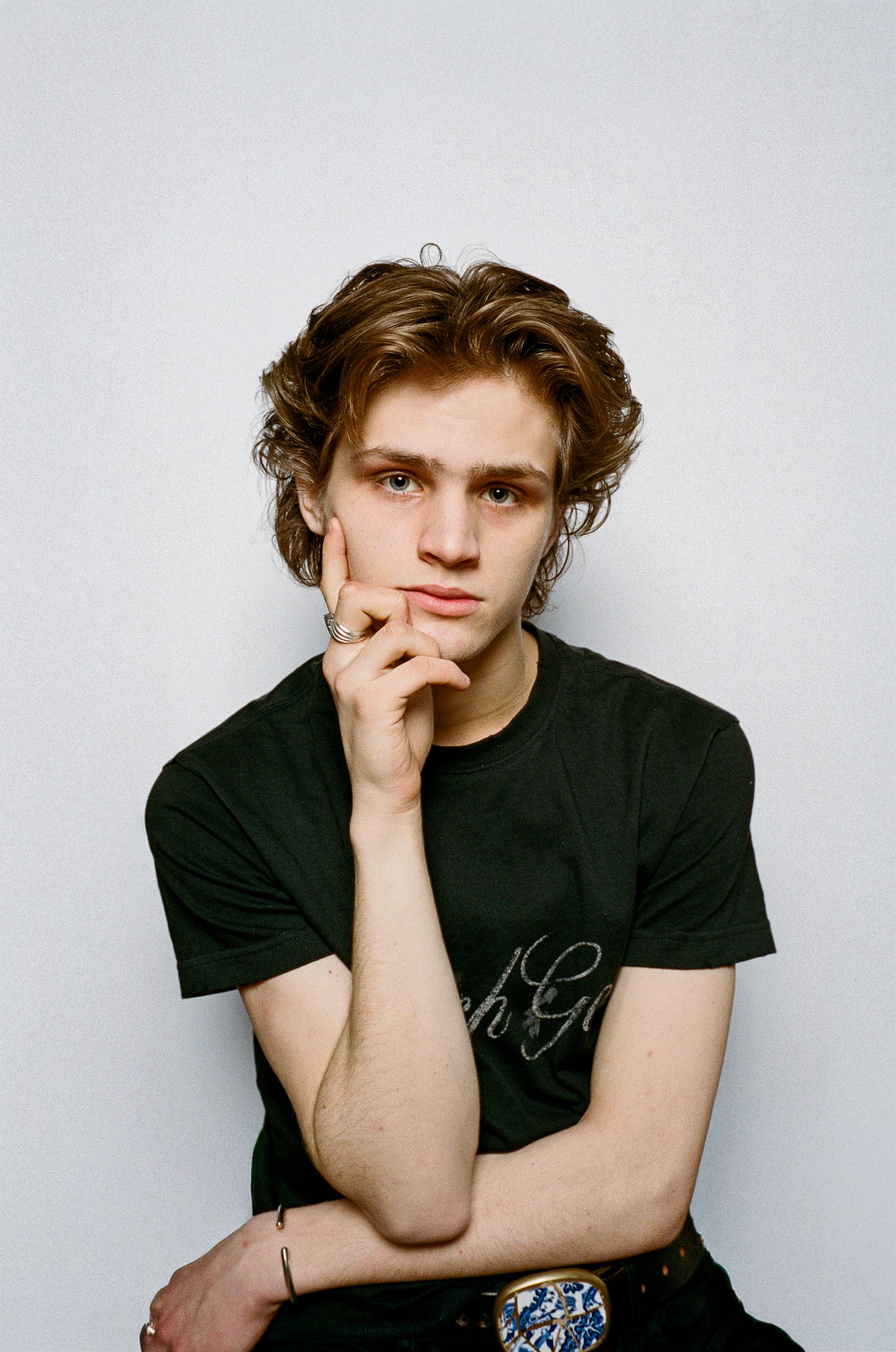 2media_#4_06.02.26__CROP_Portra400_LM6_by_@janhlavacek__-51