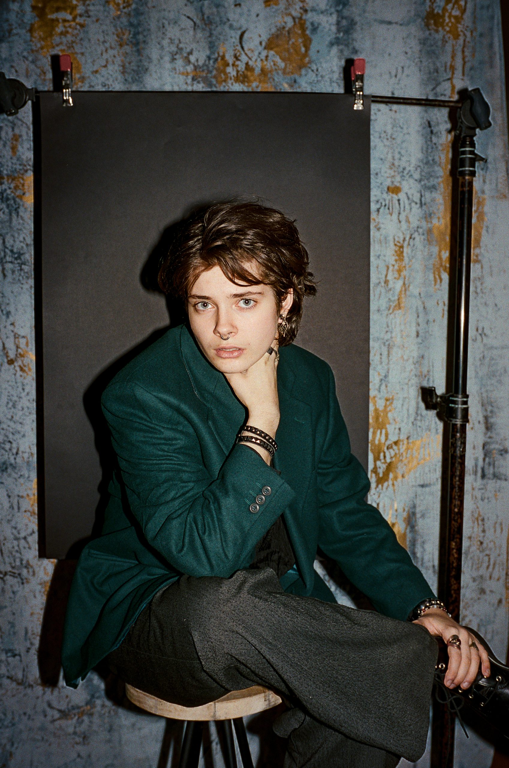 2media_#2_25.11.25__CROP_Portra400_LM6_by_@janhlavacek__-34